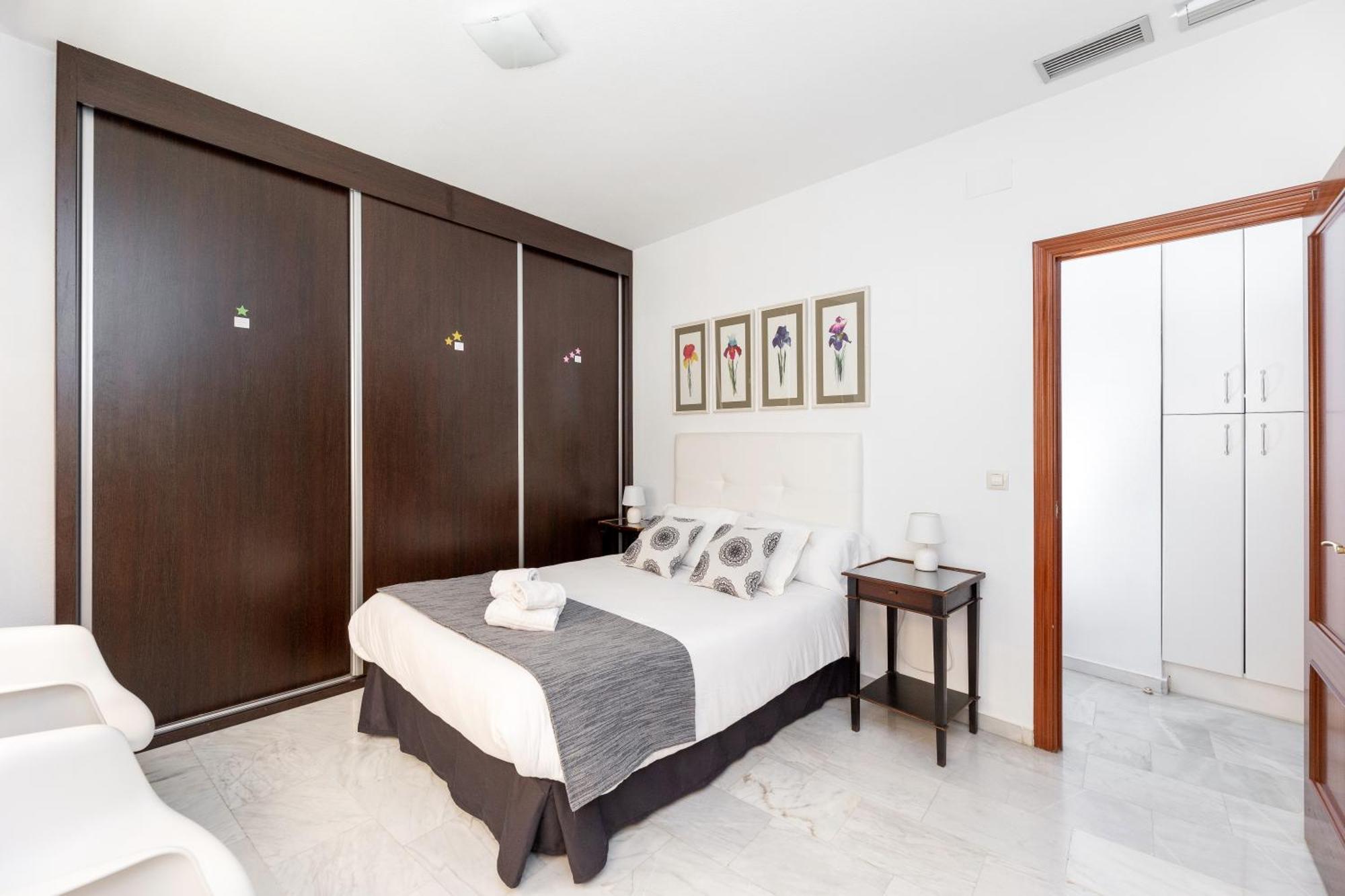 Apartamento Adultos Centro Nueva De La Virgen 2 Free Parking Granada Dış mekan fotoğraf